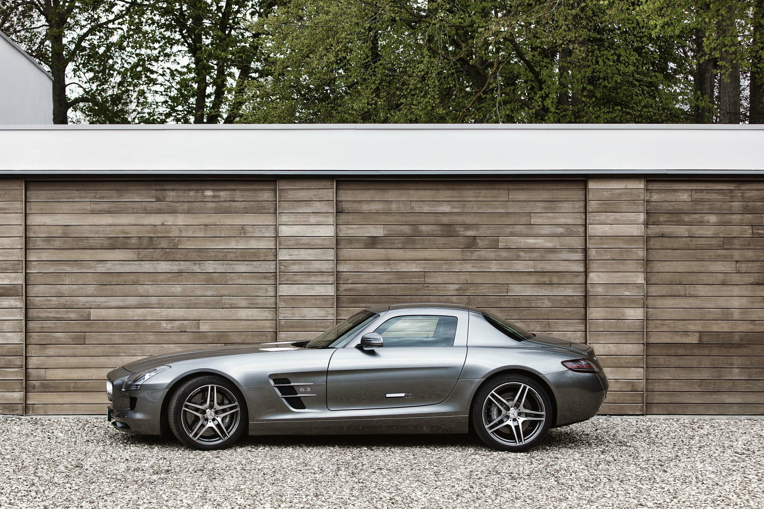 Impressive home garages for supercars