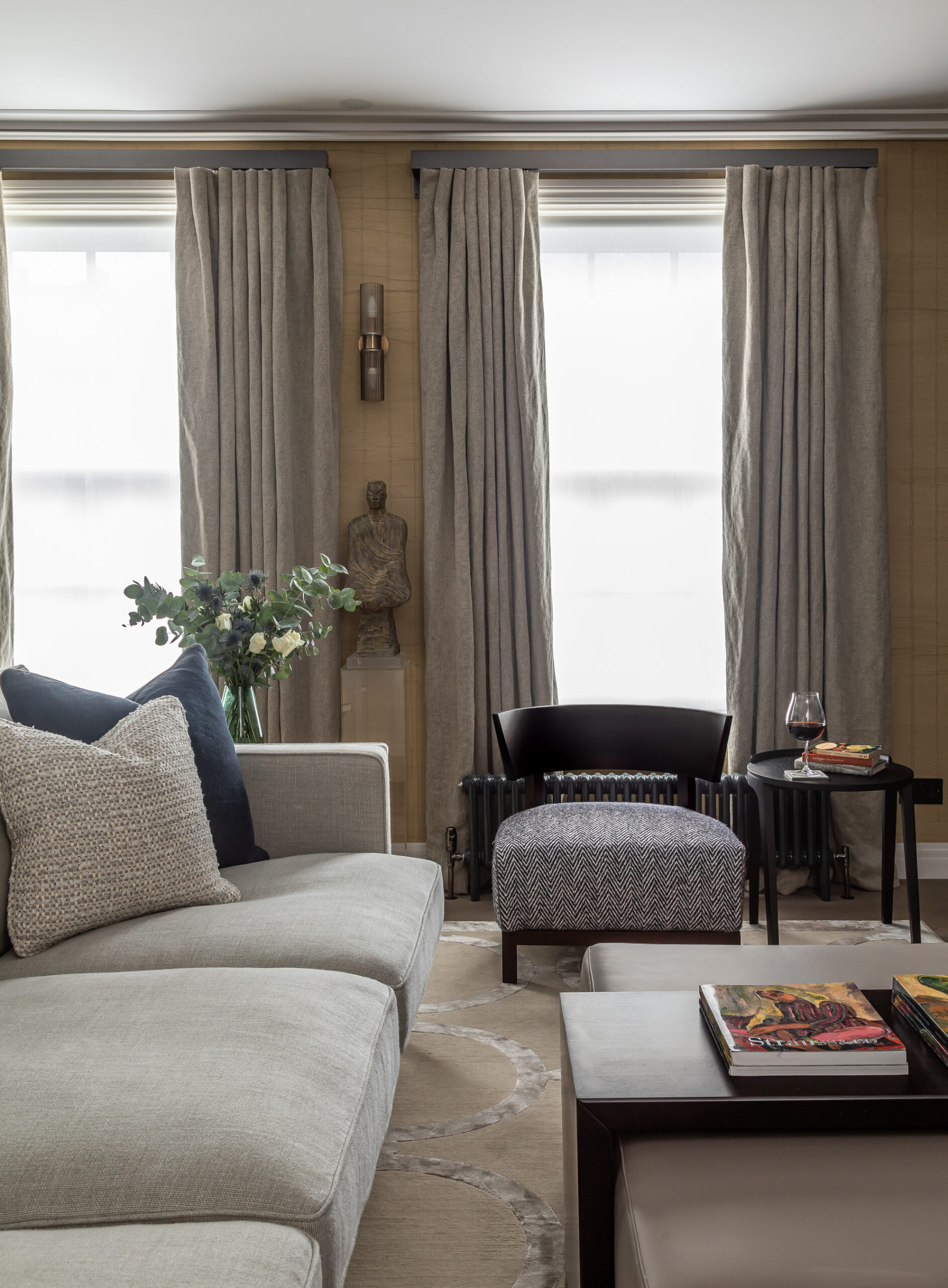 London heritage apartment luxury living room design