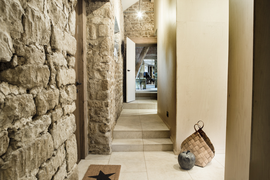 Cottagecore rustic barn conversion interior design