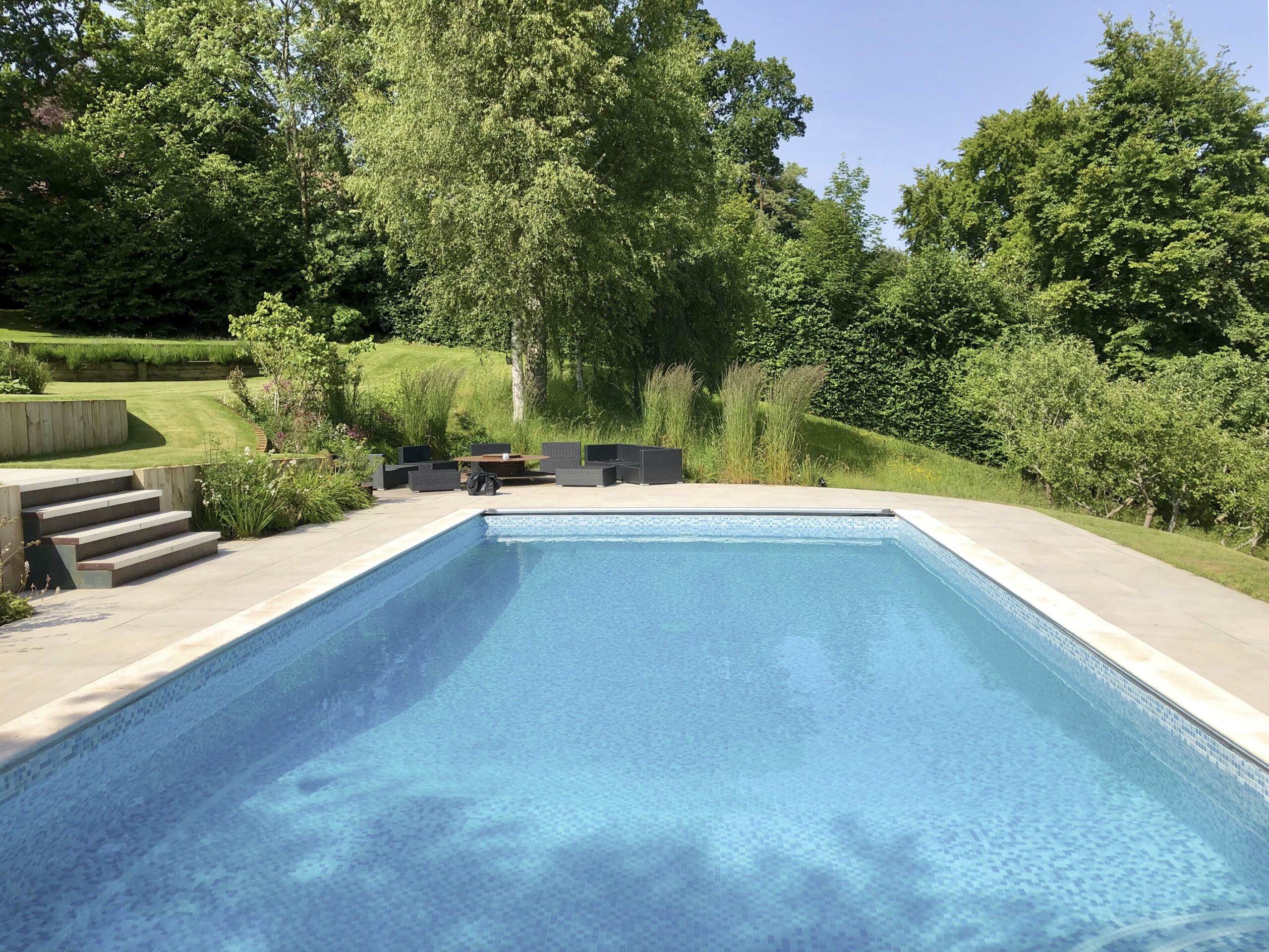 Family garden landscaping design pool