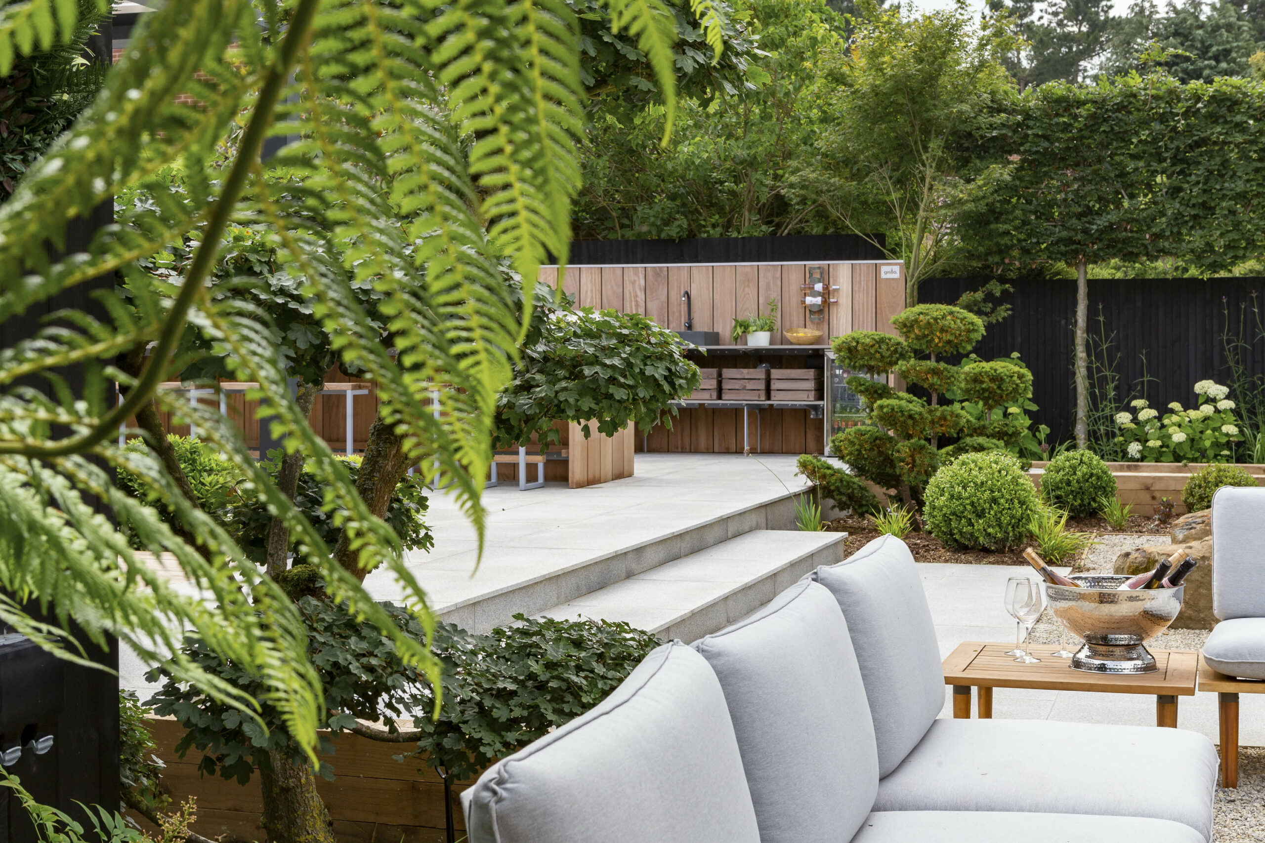Modern garden design for entertaining