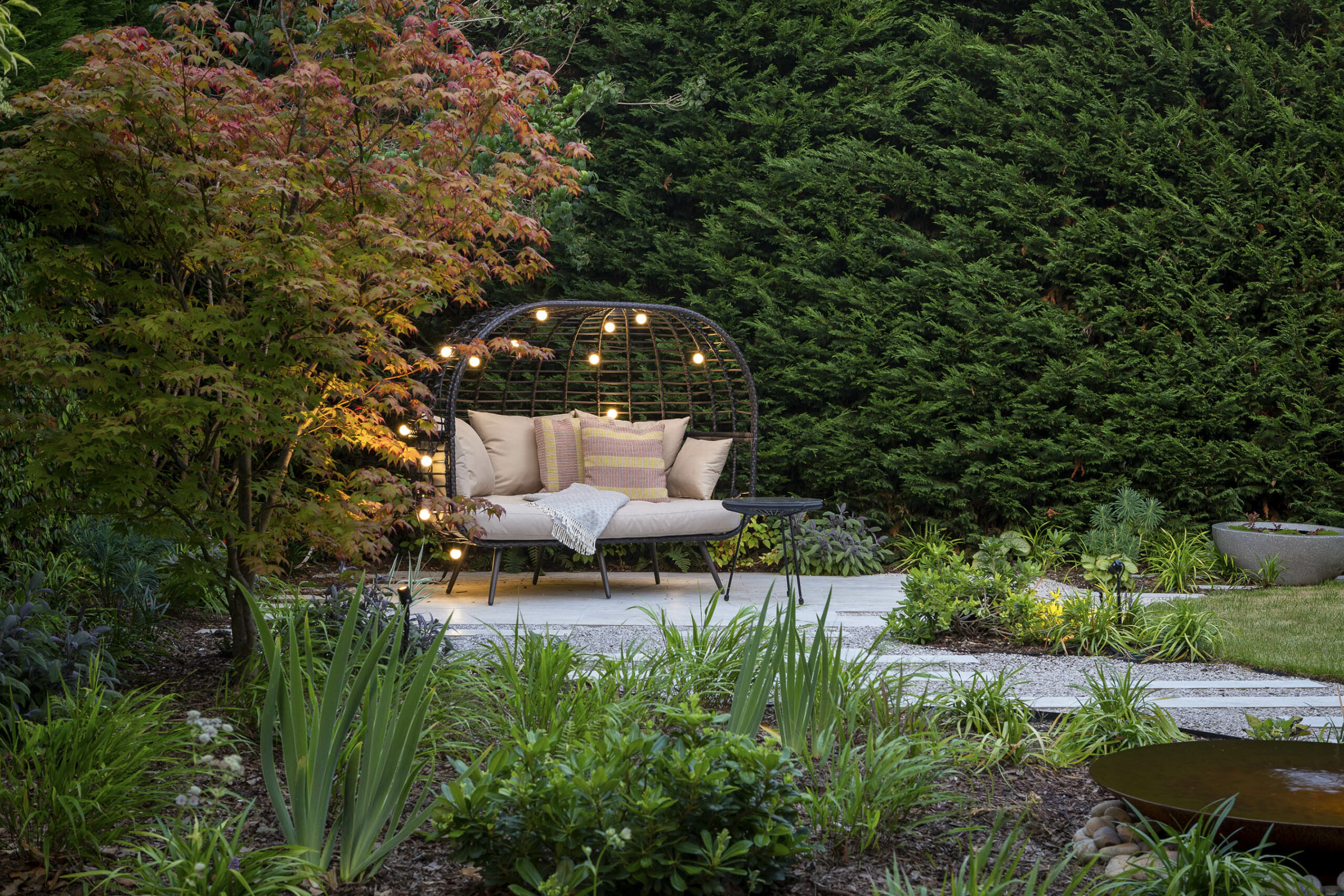 Garden feature seating design