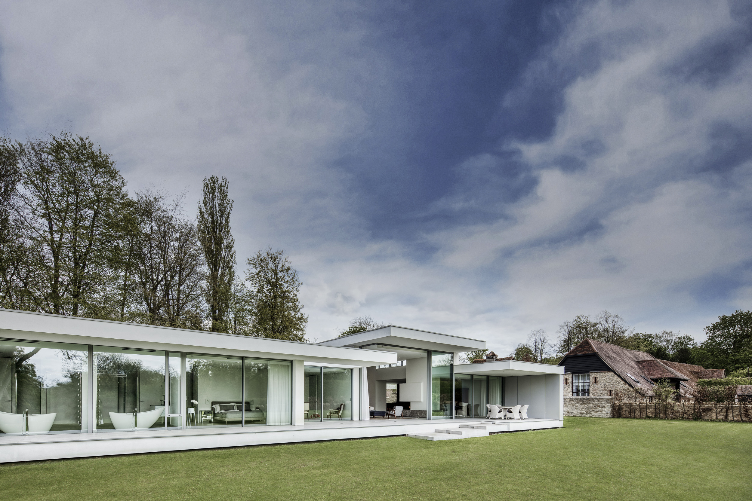 Fully glazed stunning innovative new build home architects