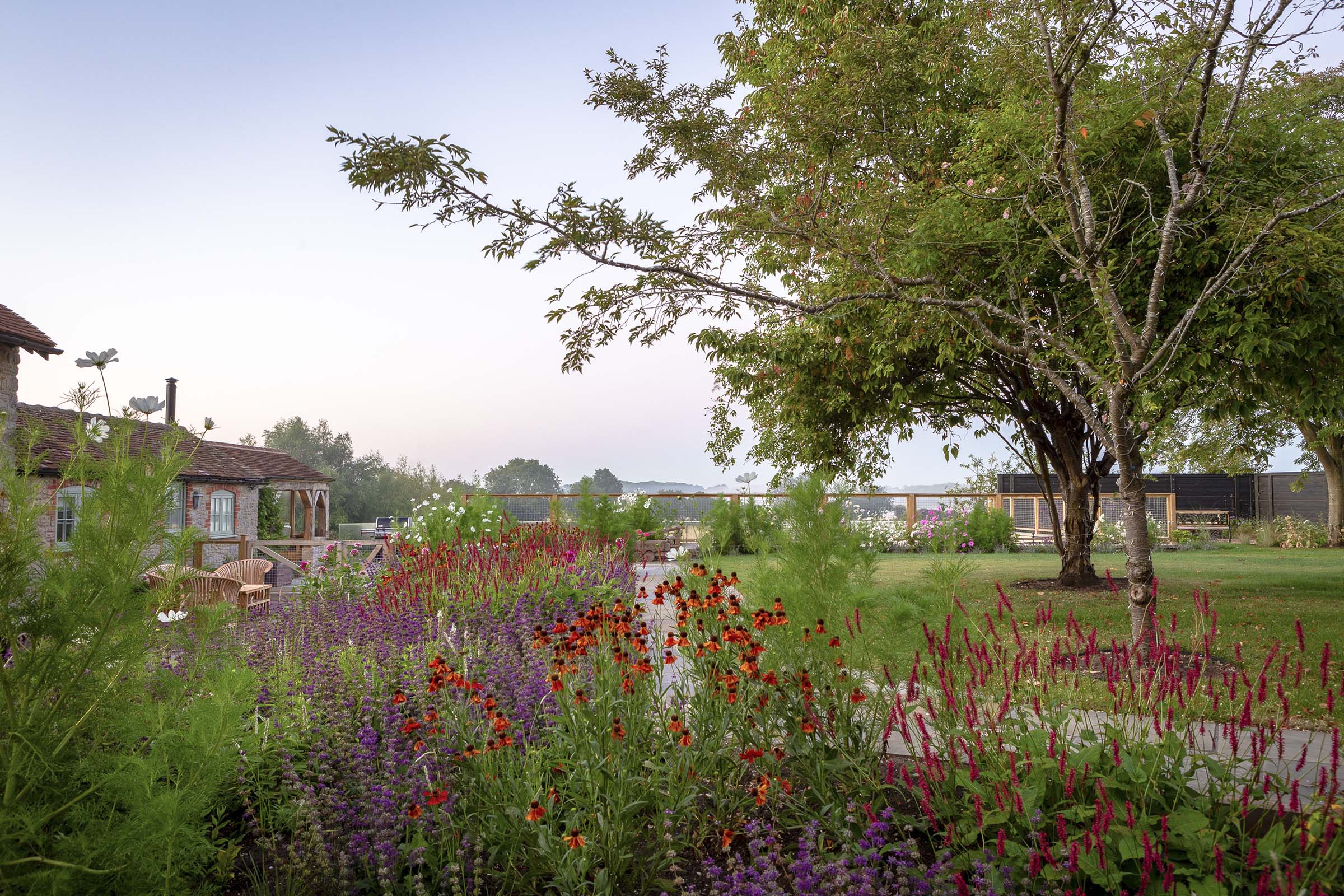 Summer planting schemes cottage garden landscaping design