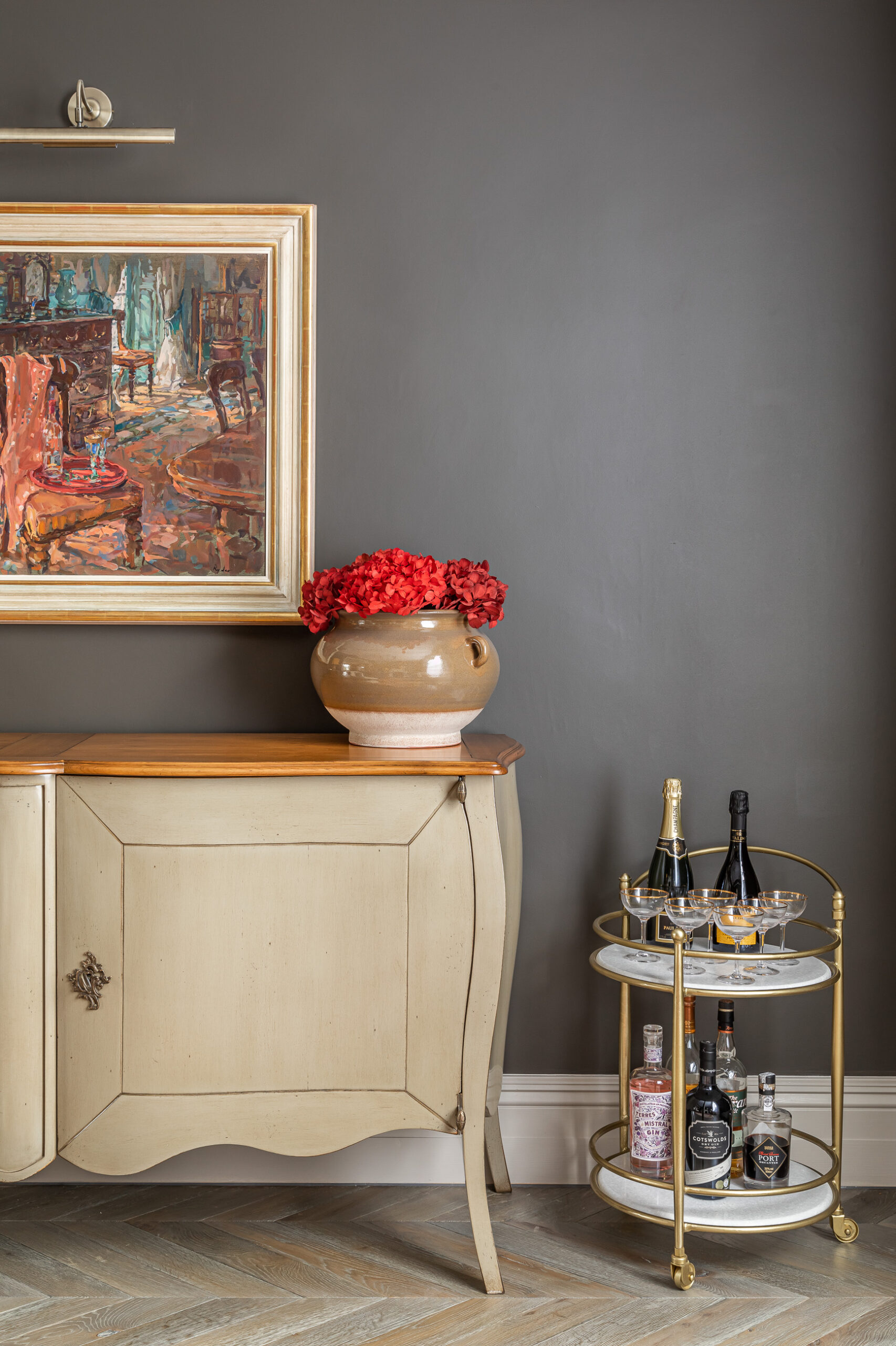 Elegant sideboard interior design dining room