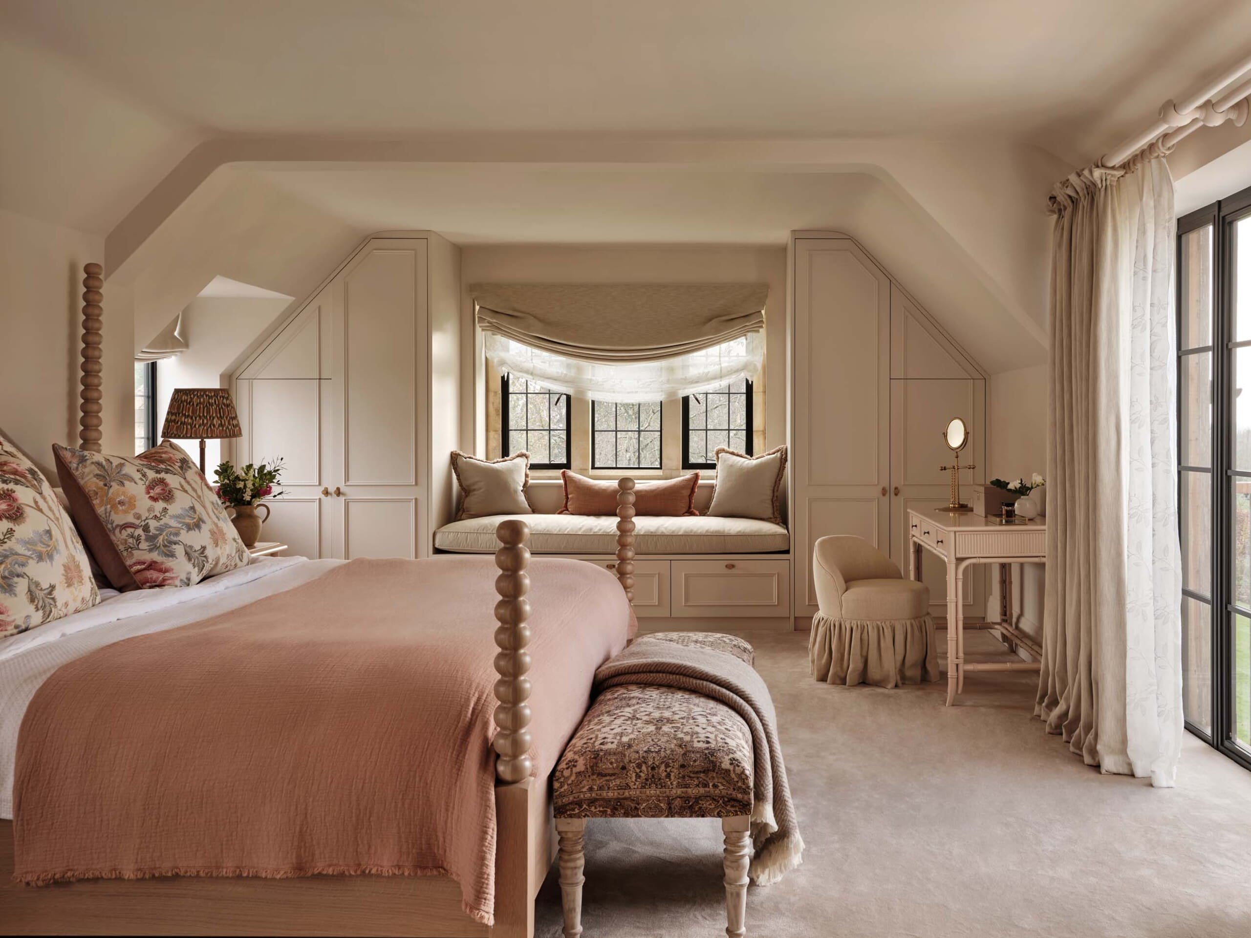 bedroom design in the Cotswolds
