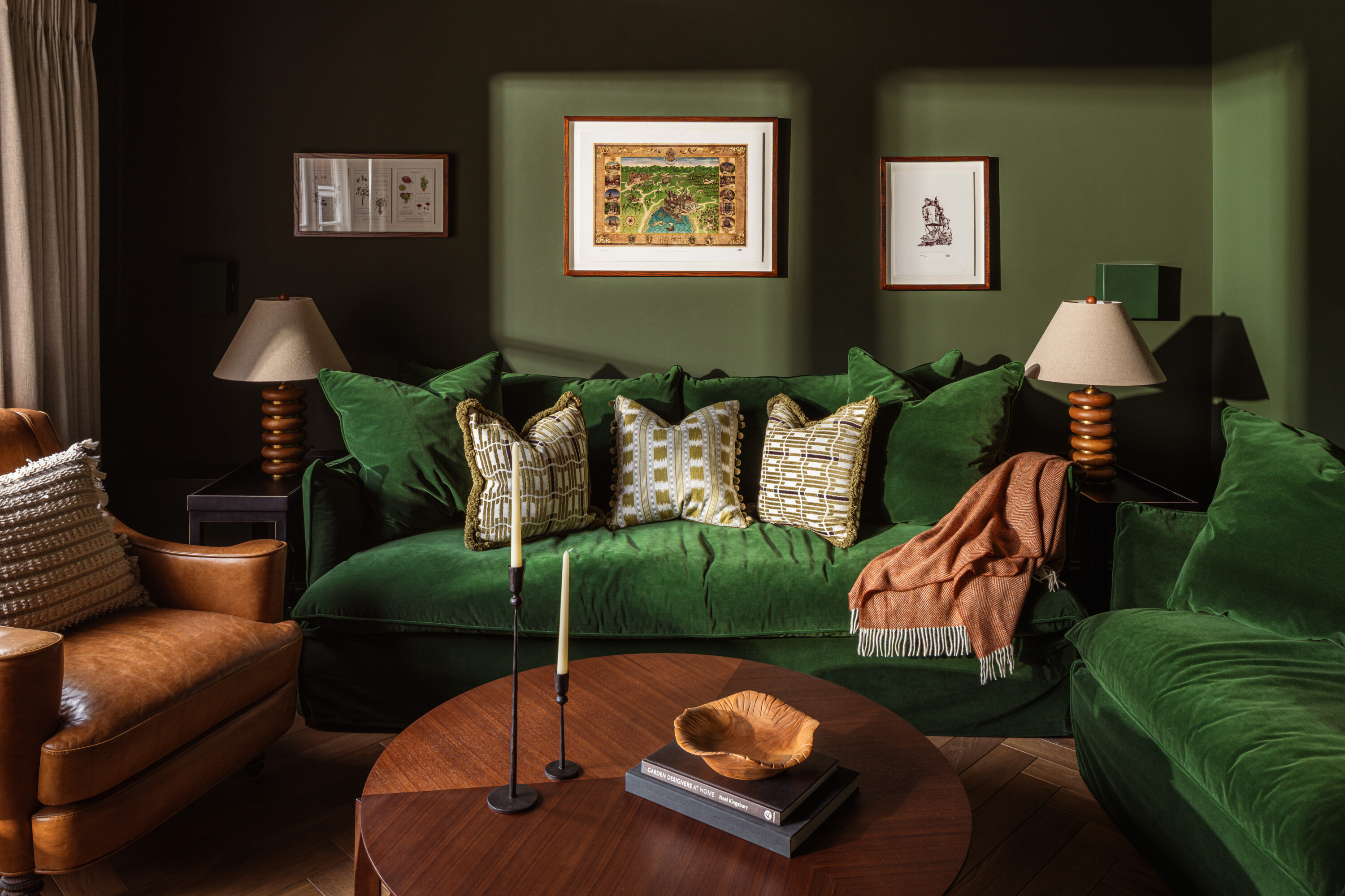 Cosy snug interior design by HollandGreen